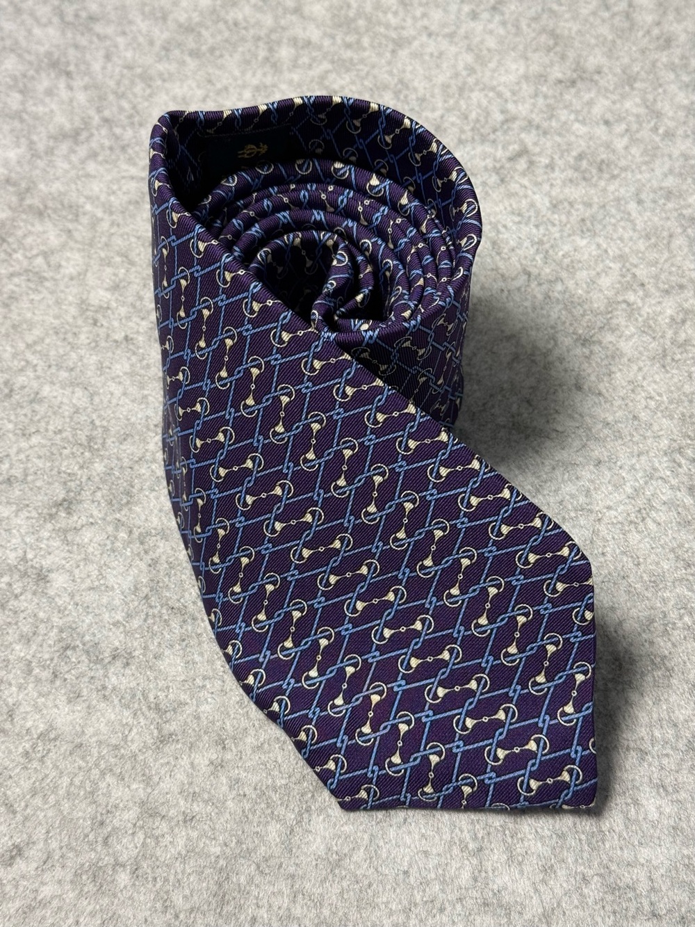 Brooks Brothers Purple 100% Silk Tie with Blue & Cream Chain Motif
